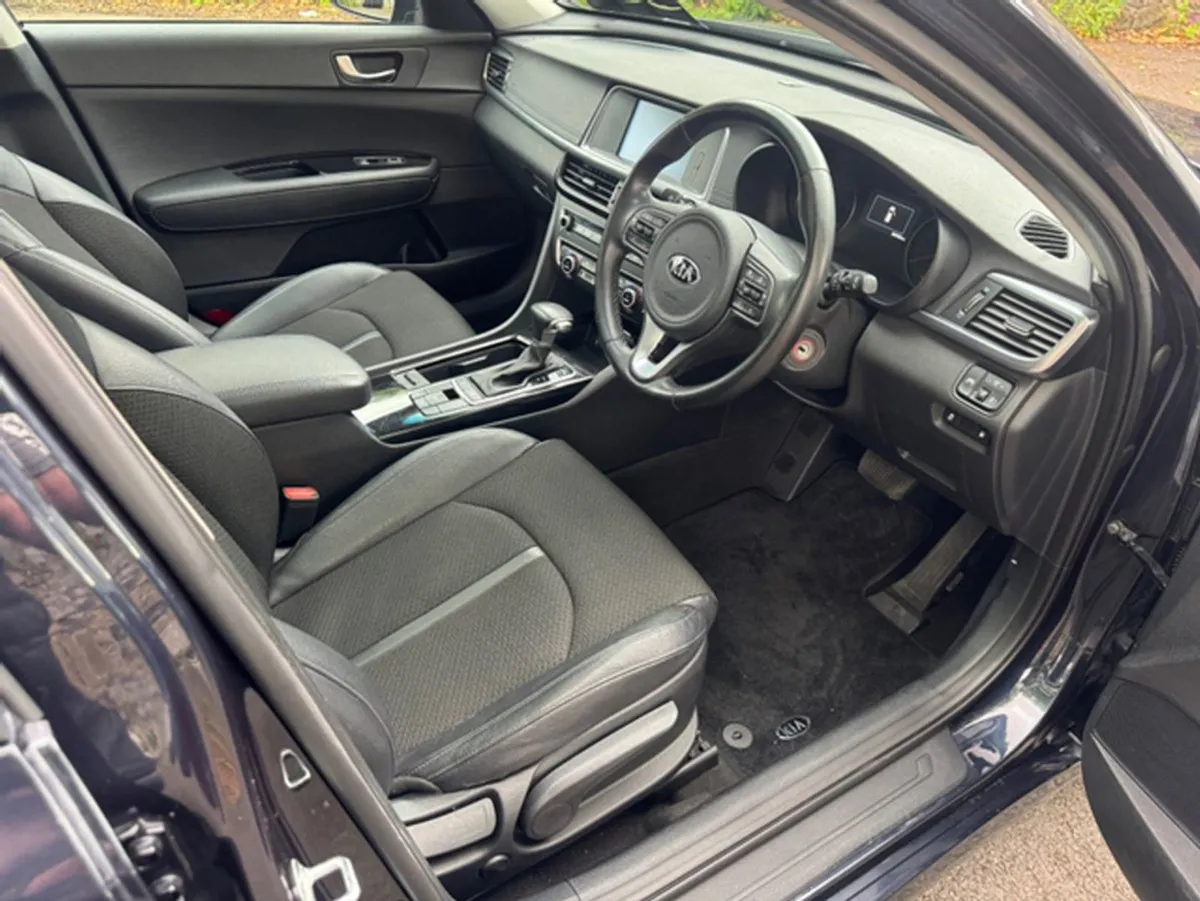 Kia Optima EXS High Spec Automatic Estate//low Mi - Image 4