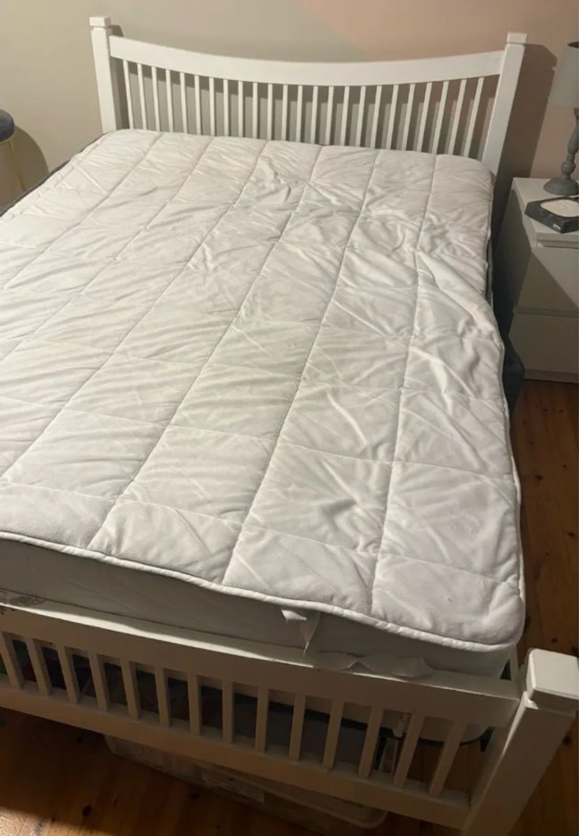 Double bed - Image 2