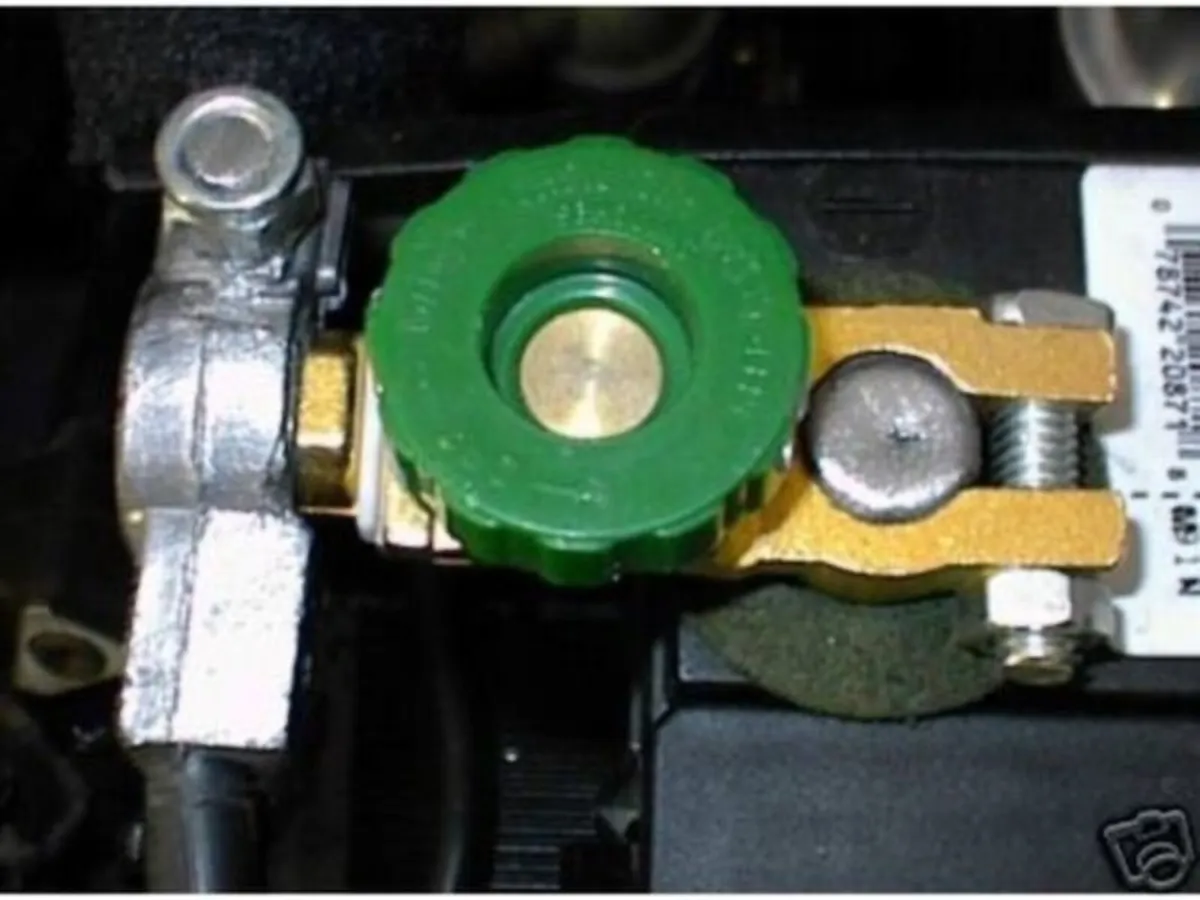 Battery Cut Off Switches and Fencers - Image 1