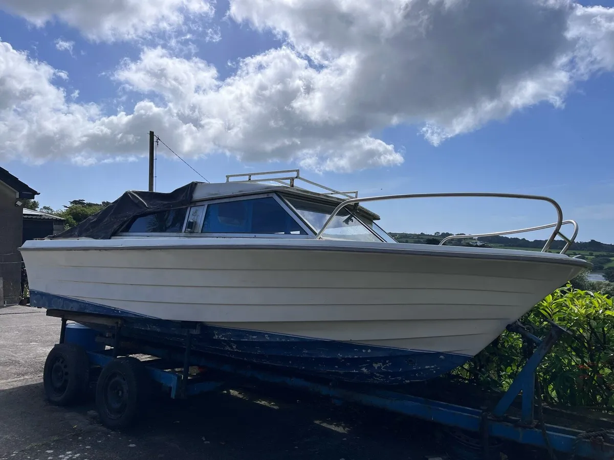 Boat - Draco 2000 19ft - Image 2