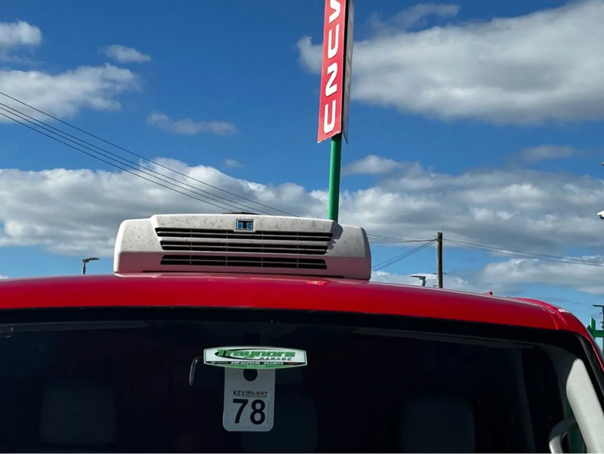 LDV V80 LDV V80 Short Wheel Base Fridge VAN Euro 6 - Image 2