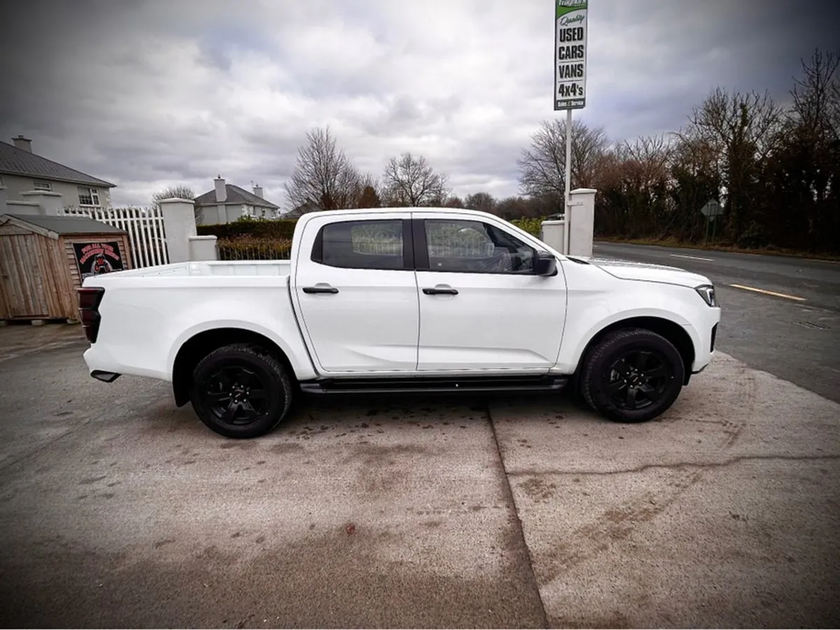 Isuzu D-Max 2025 Isuzu Dmax LSE Auto 5 Seater Cre - Image 3