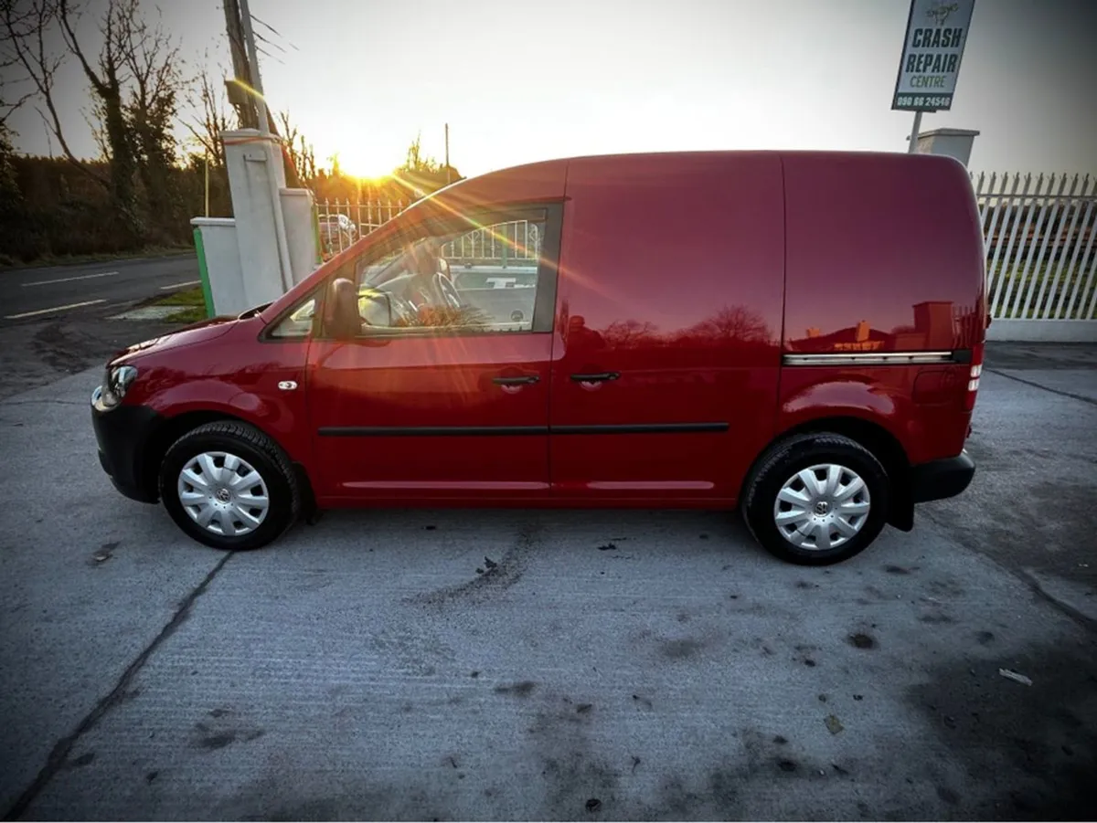 Volkswagen Caddy 1.6 TDI 102HP 5speed 800KG - Image 3