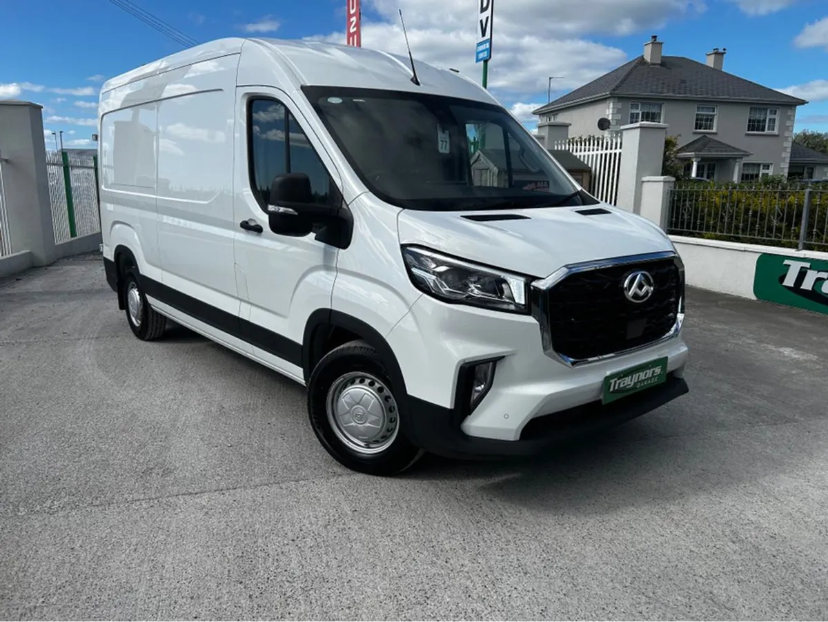 Maxus Deliver 9 New Model Base With Entertainment - Image 1