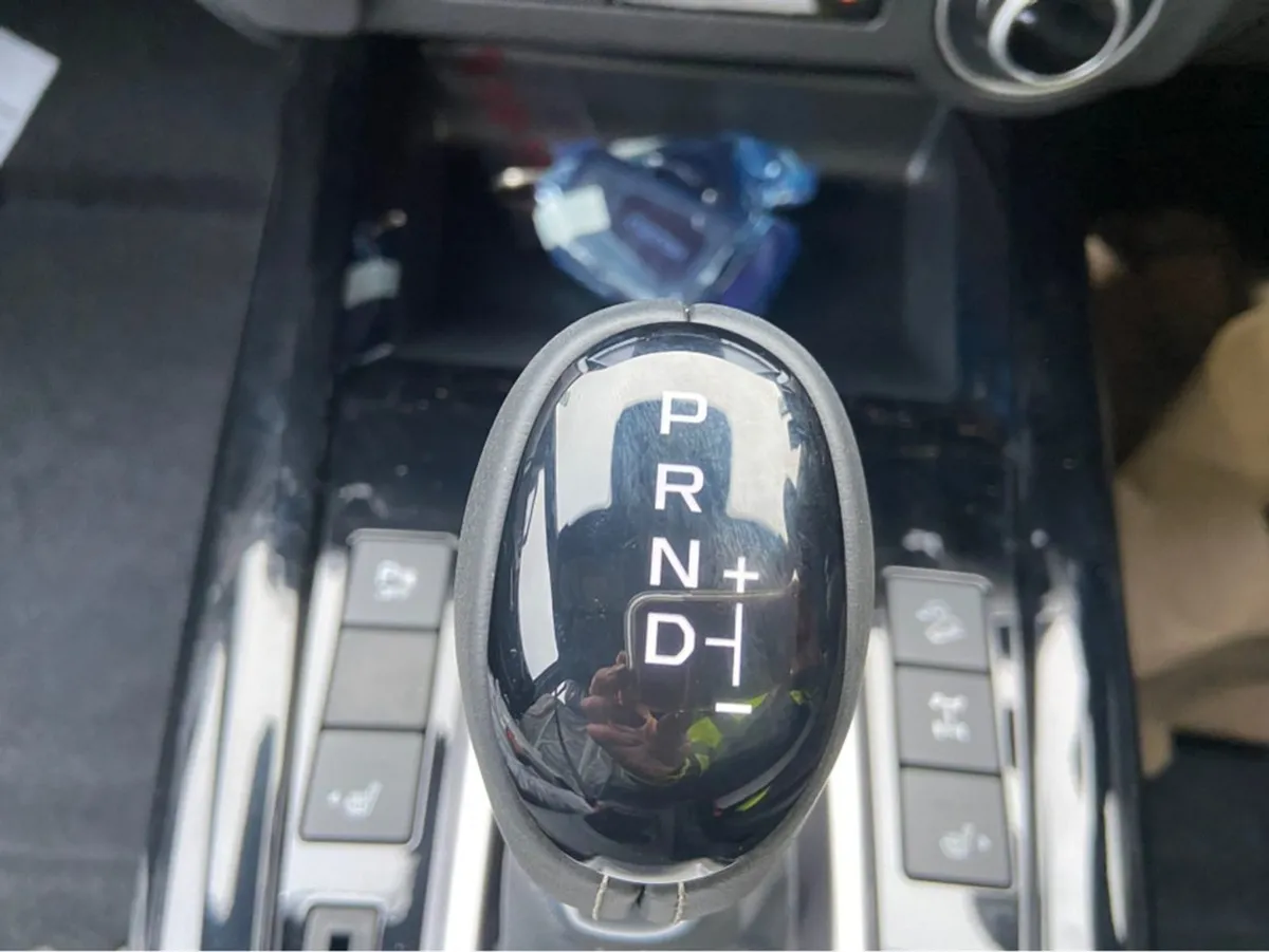 Isuzu D-Max LSE Auto Dmax Finished IN New Grey - Image 3