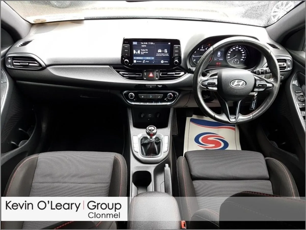 Hyundai i30 Petrol Deluxe Nline - Image 2