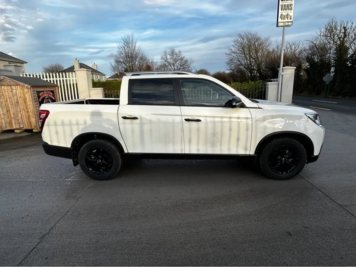 KGM Musso KGM Musso Auto/trip 2.2 CC 201 BHP 5 Se - Image 3