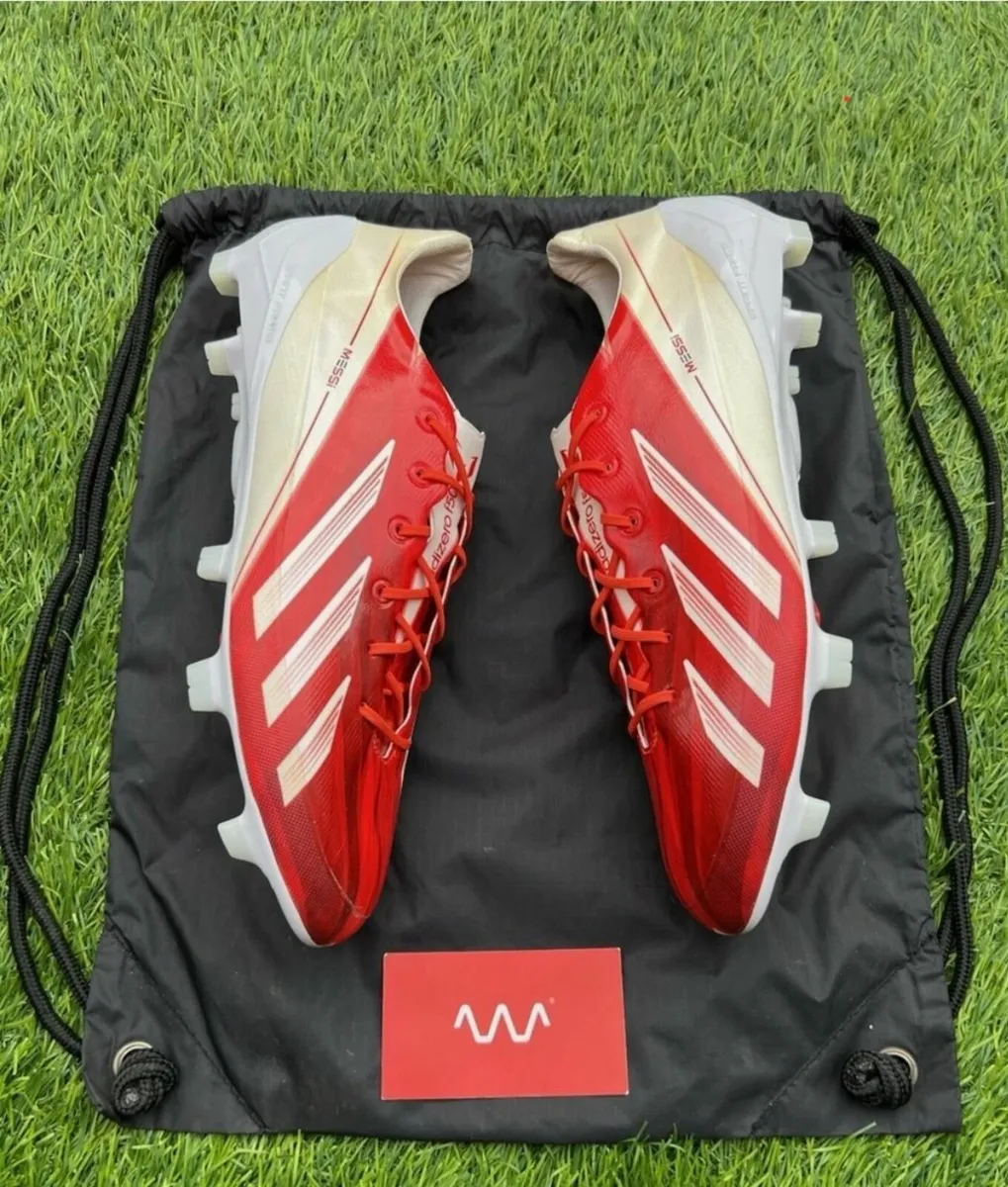 Rare Adidas F30 Messi Edition White and Red boots - Image 2