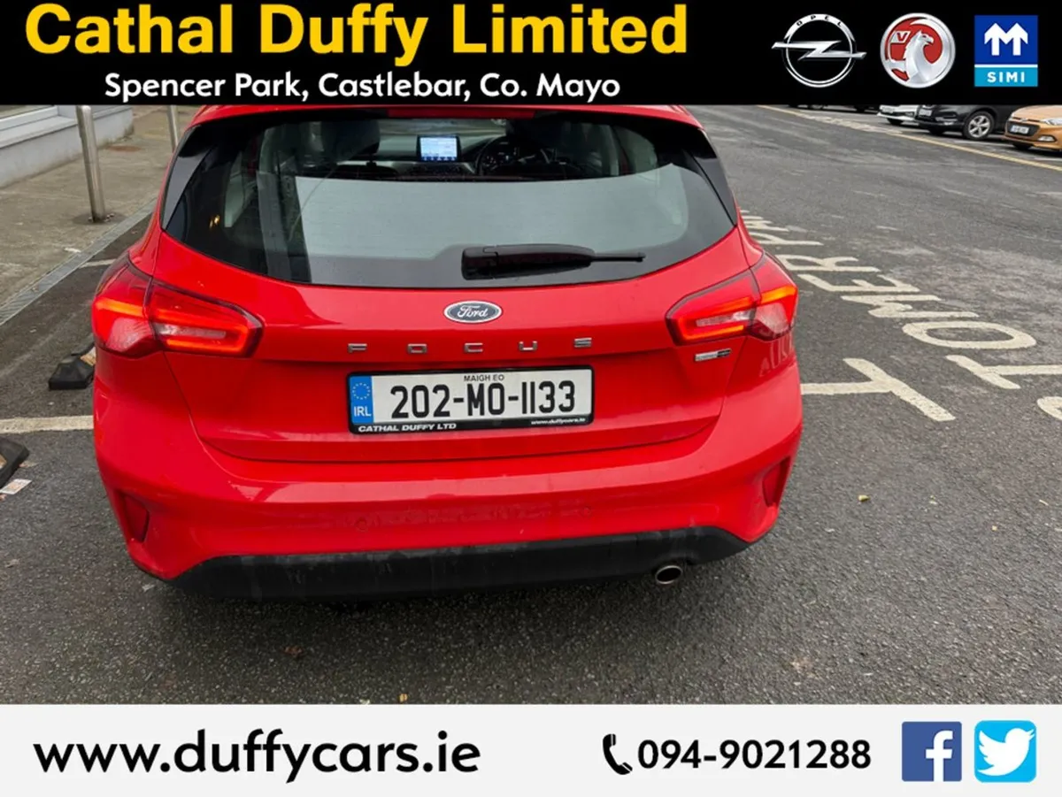Ford Focus 202 Titanium Edition MH Finance Availa - Image 3