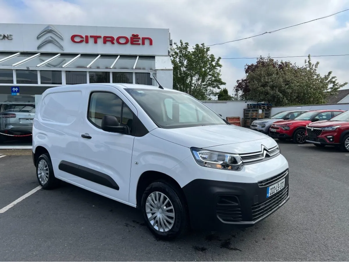 Citroen Berlingo LX Bluehdi 100 MWB 65 650KG My22. - Image 1