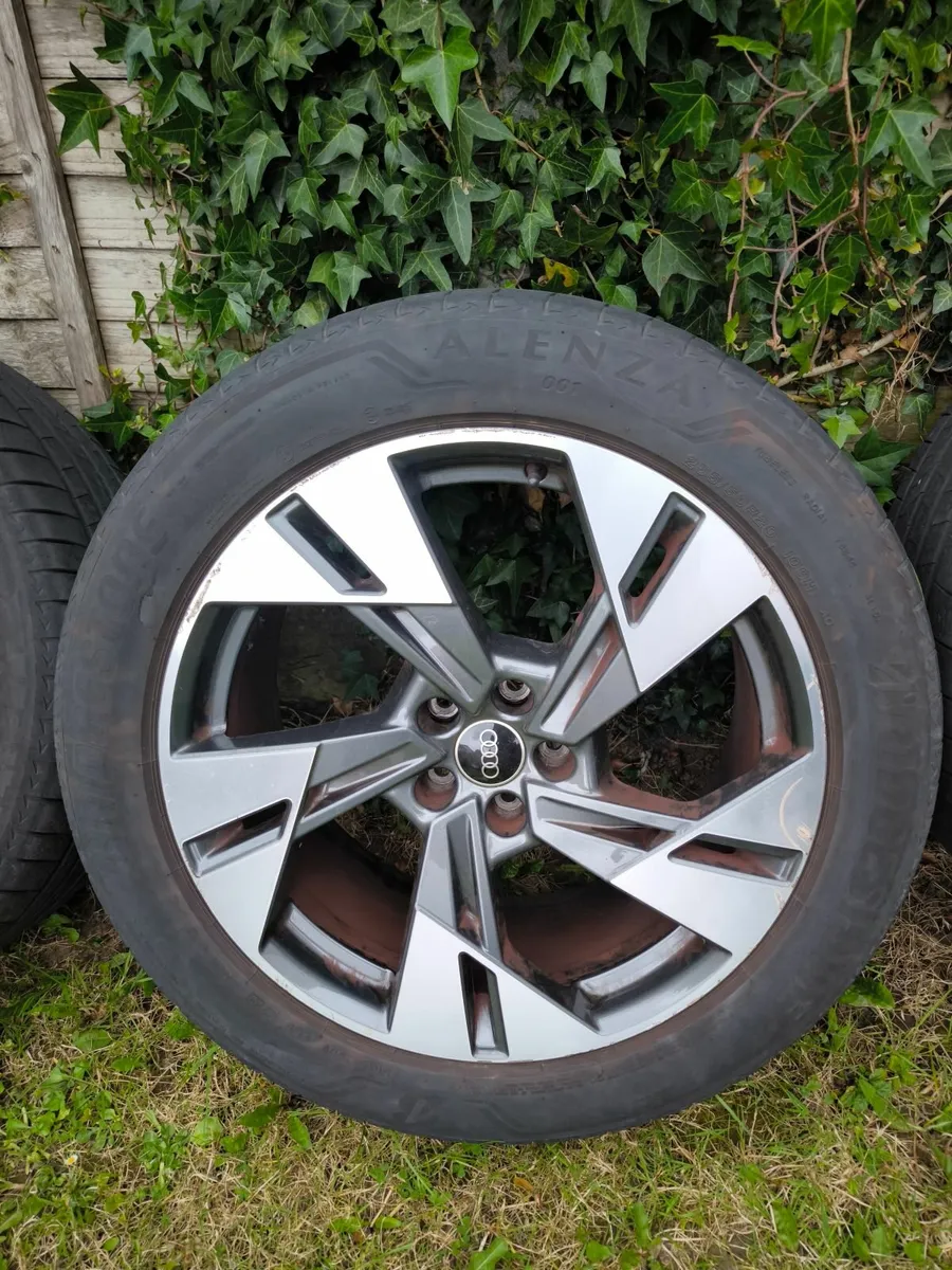 Audi Genuine E TRON wheels 255/55/20 good tyres!!! - Image 3
