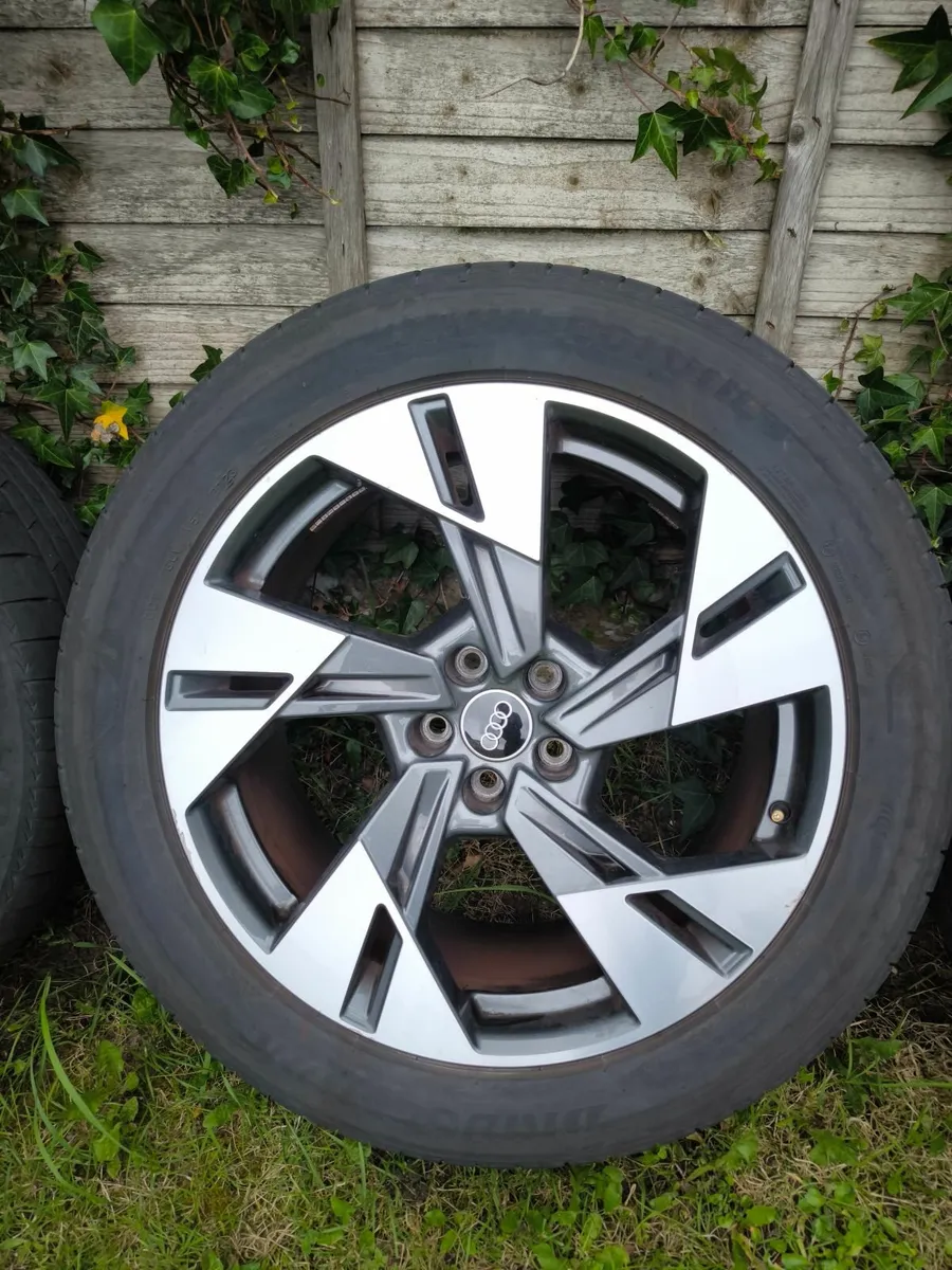 Audi Genuine E TRON wheels 255/55/20 good tyres!!! - Image 4