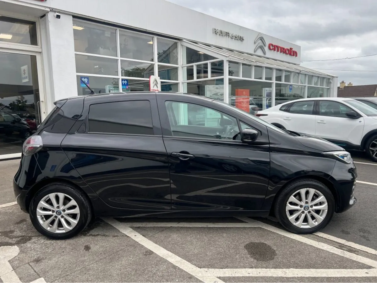 Renault Zoe Iconic Commercial ( Price ex Vat) - Image 2