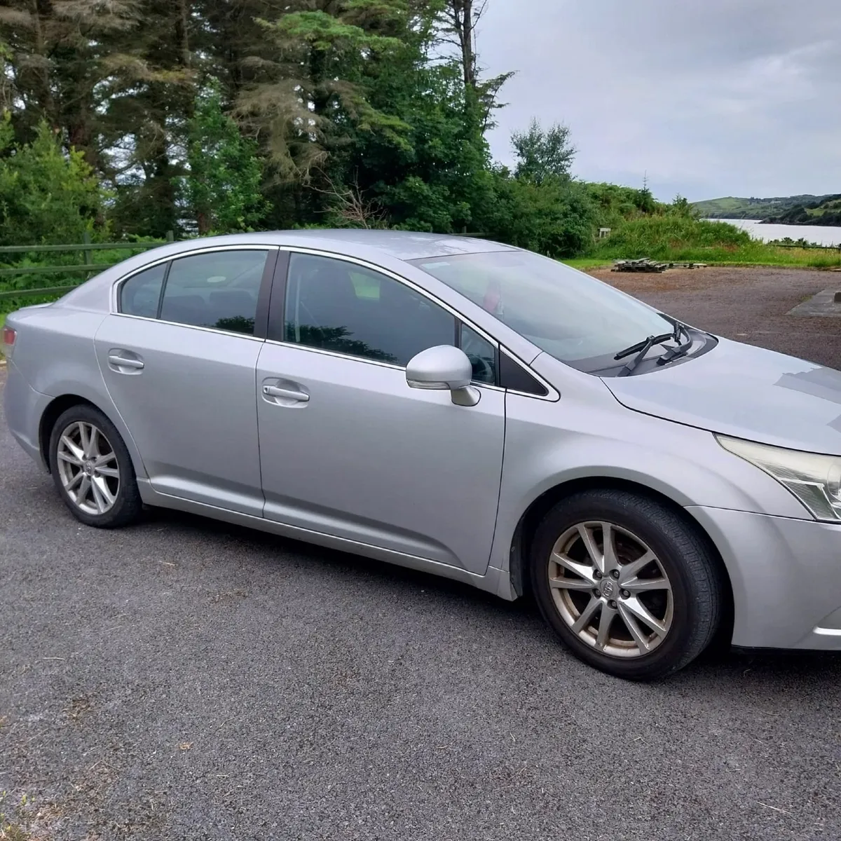 Toyota Avensis 2010 - Image 1