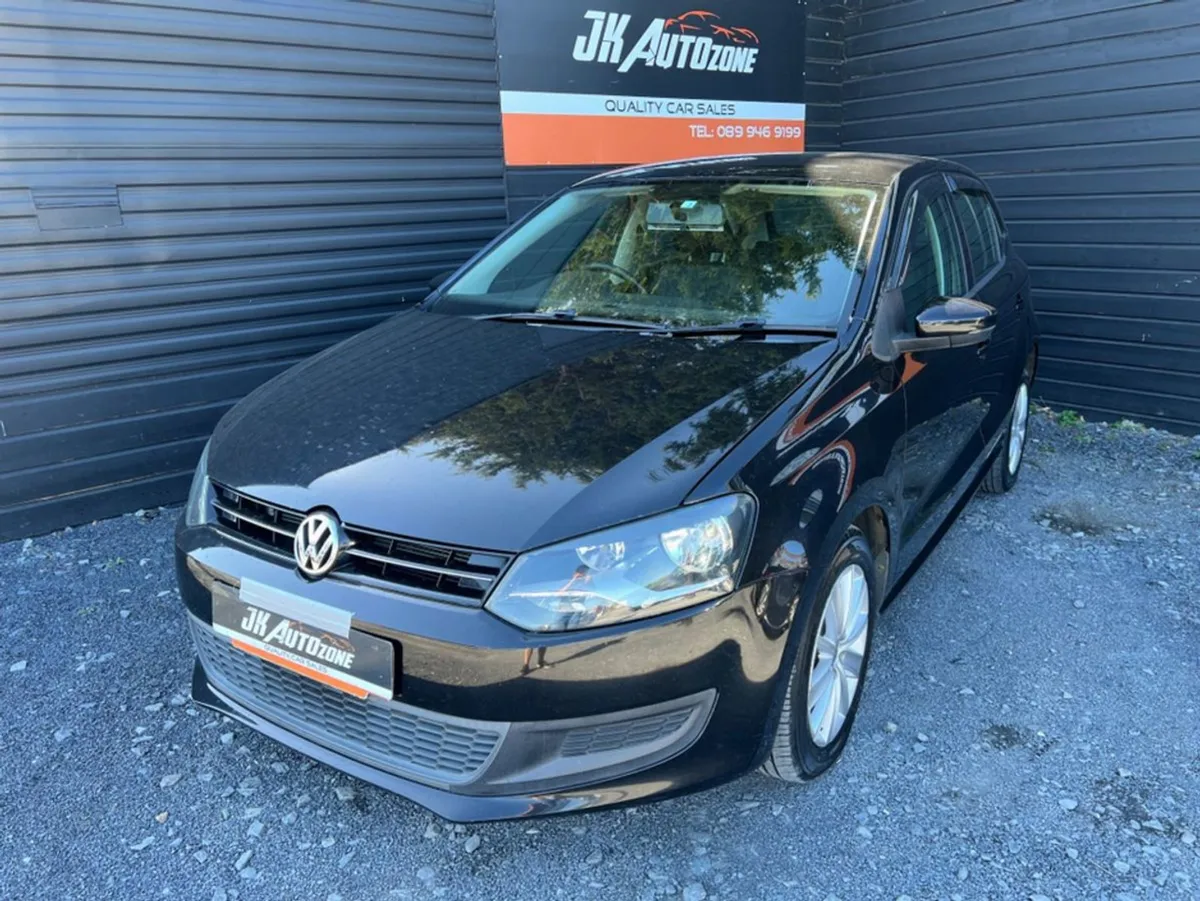 Volkswagen Polo 1.2 TSI Auto 5DR - Image 3