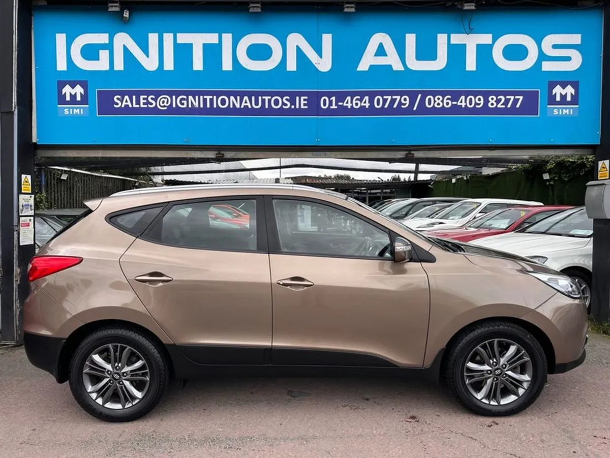 Hyundai ix35 2.0 Diesel  Automatic  4x4  New Nct - Image 3