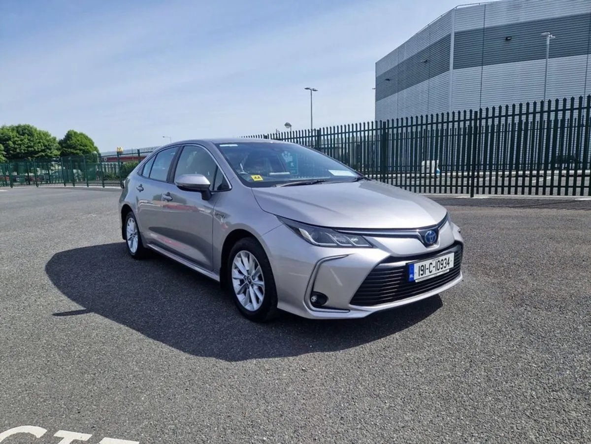 Toyota Corolla Hybrid  Luna Model  Low Miles  Ful - Image 4