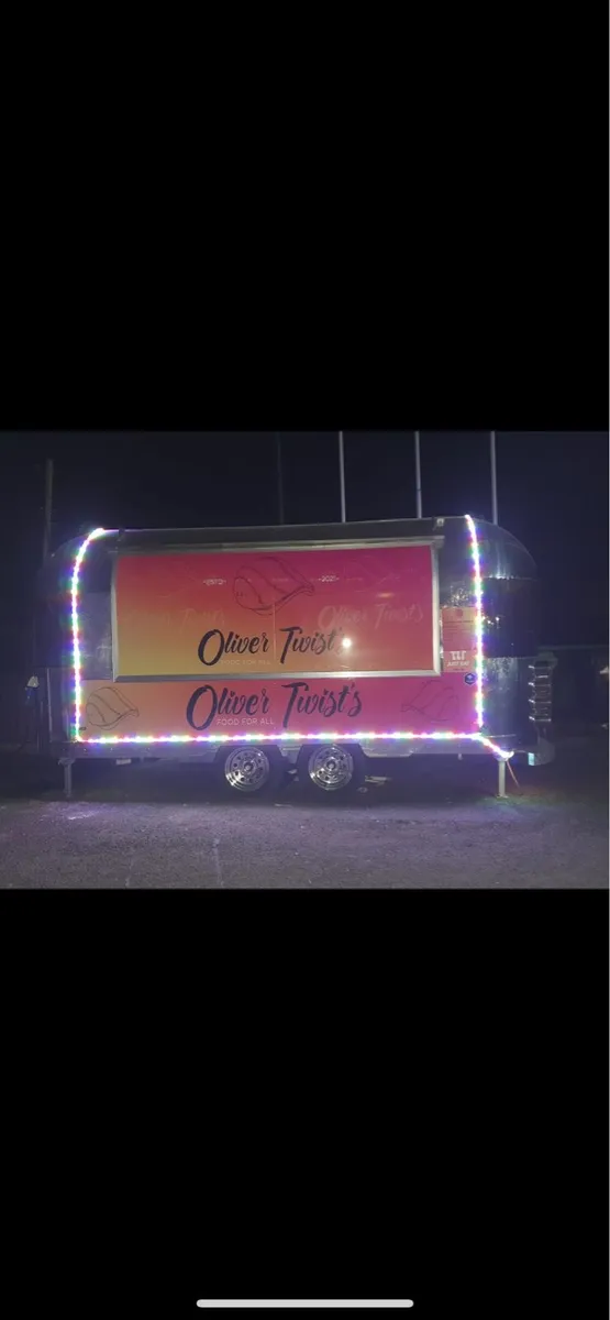 Airstream food Tralier - Image 1