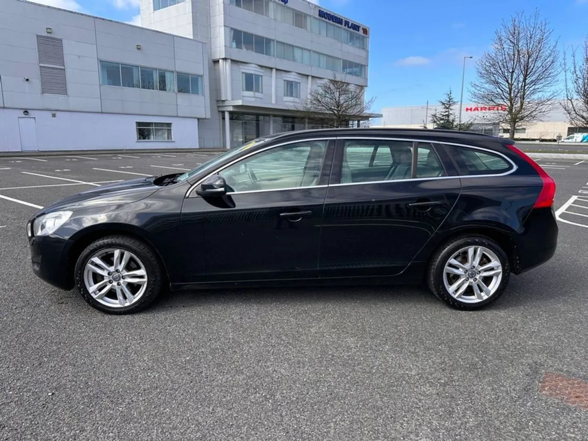 Volvo V60 1.6 Diesel  Automatic  Low Mileage  Nat - Image 4