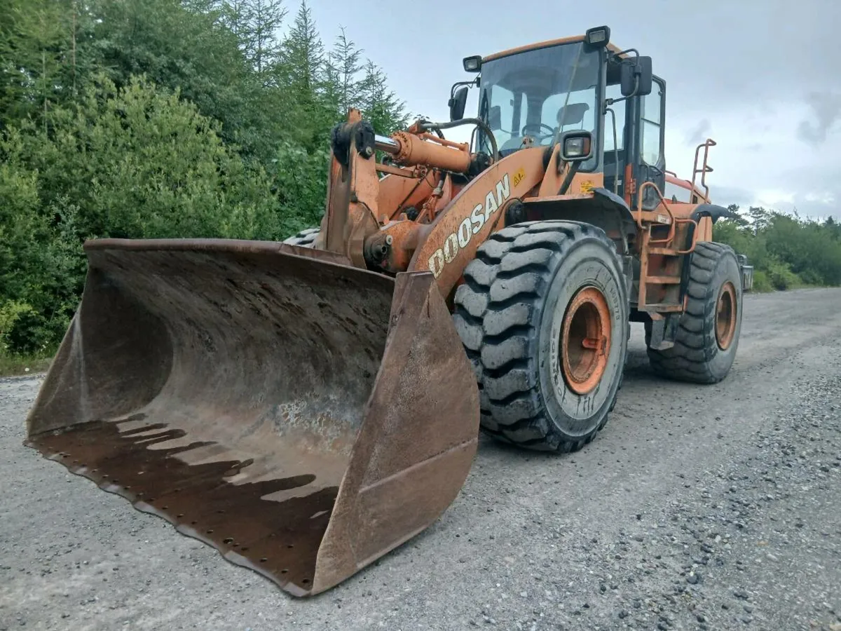 Doosan dl 400 - Image 1