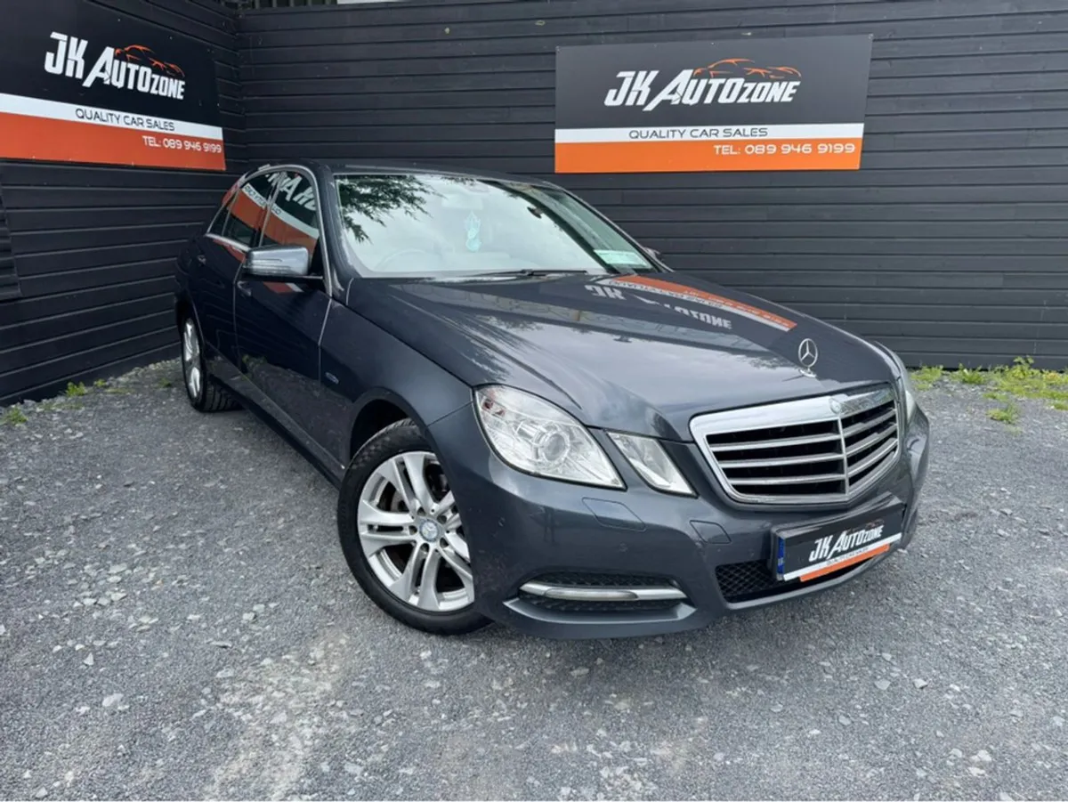 Mercedes-Benz E-Class 220 CDI Blue Efficiency Exe - Image 1