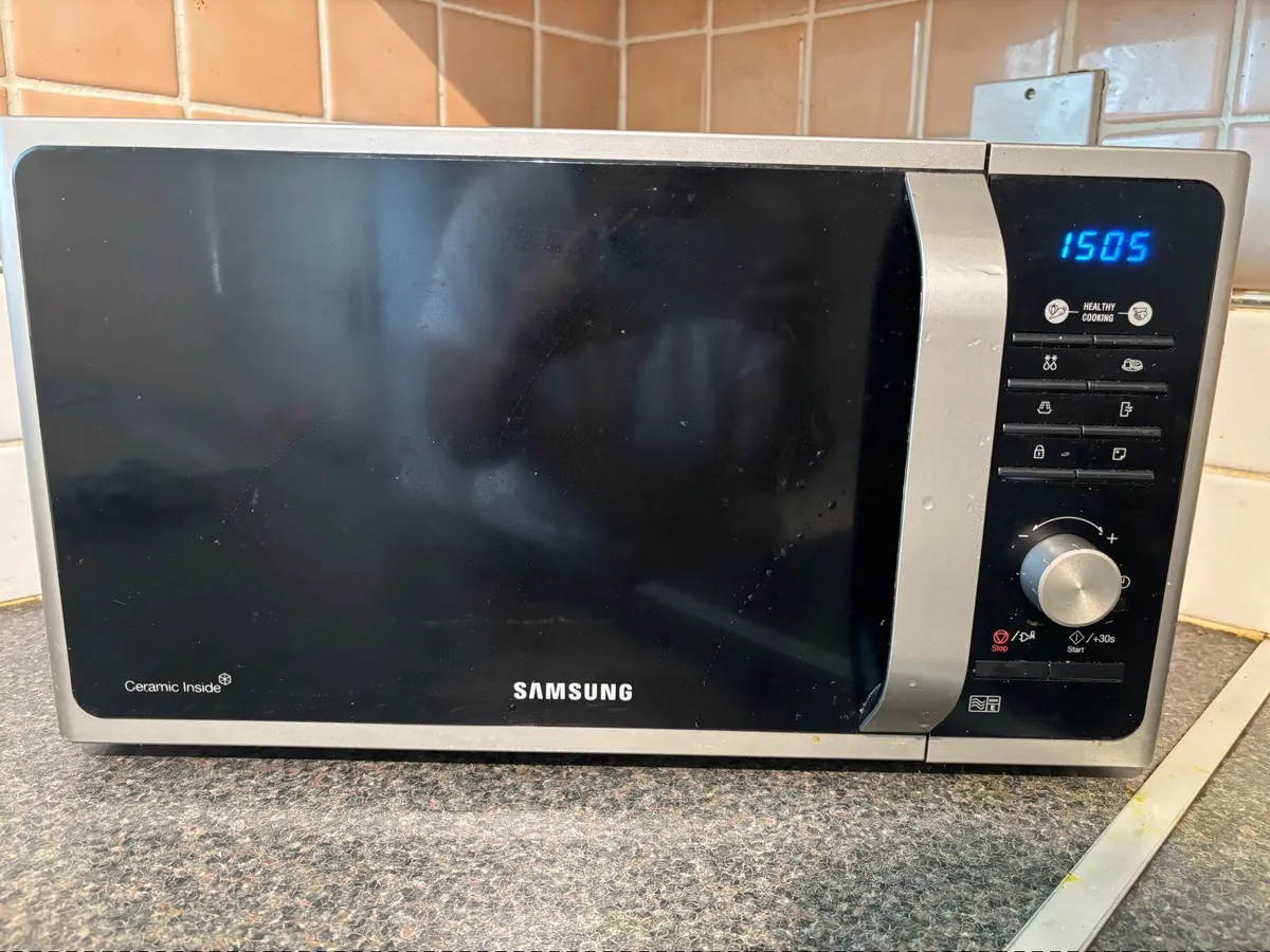 Microwave - Image 1