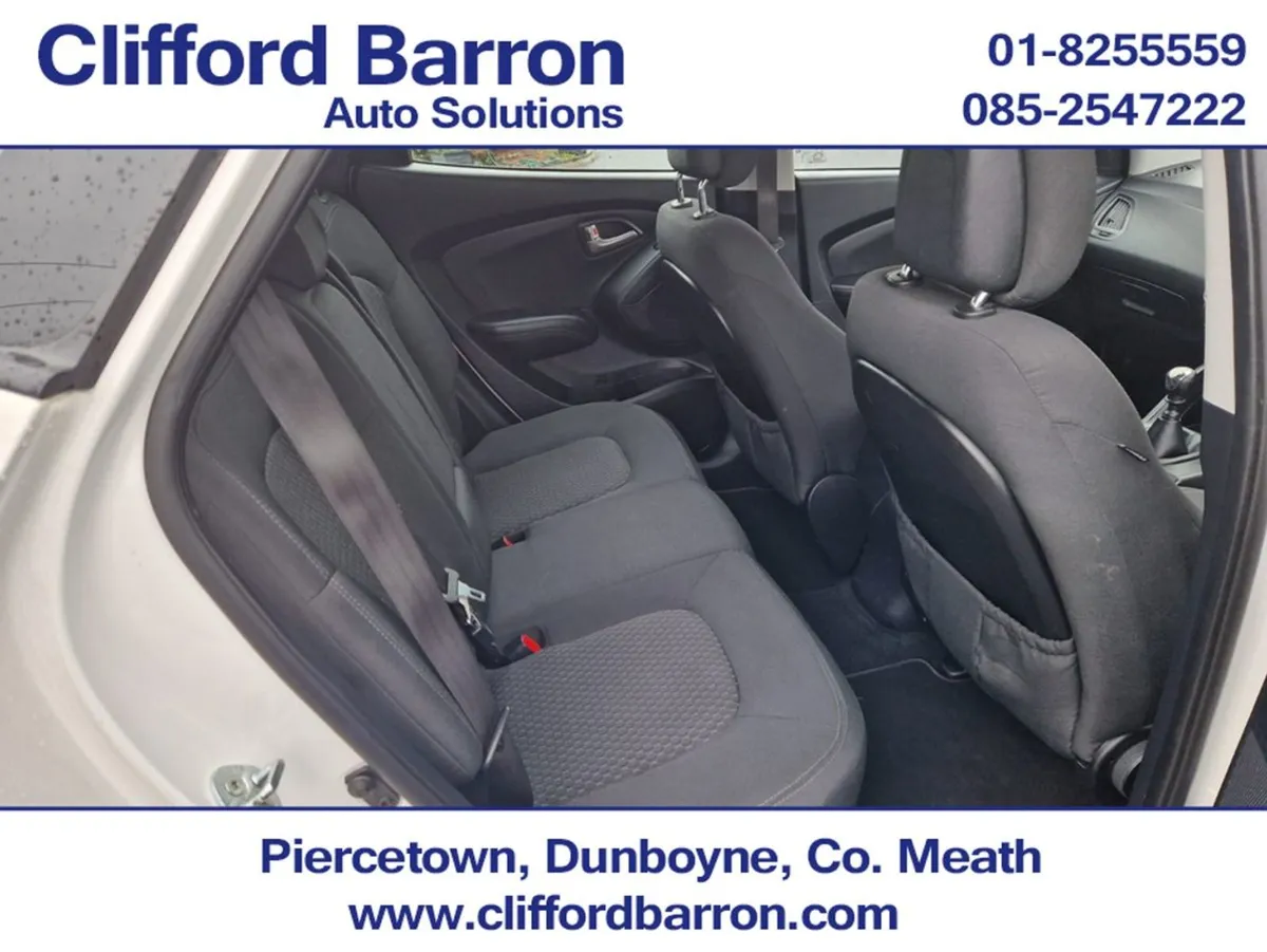 Hyundai ix35 1.7 Crdi Style 2WD 5DR - Image 2