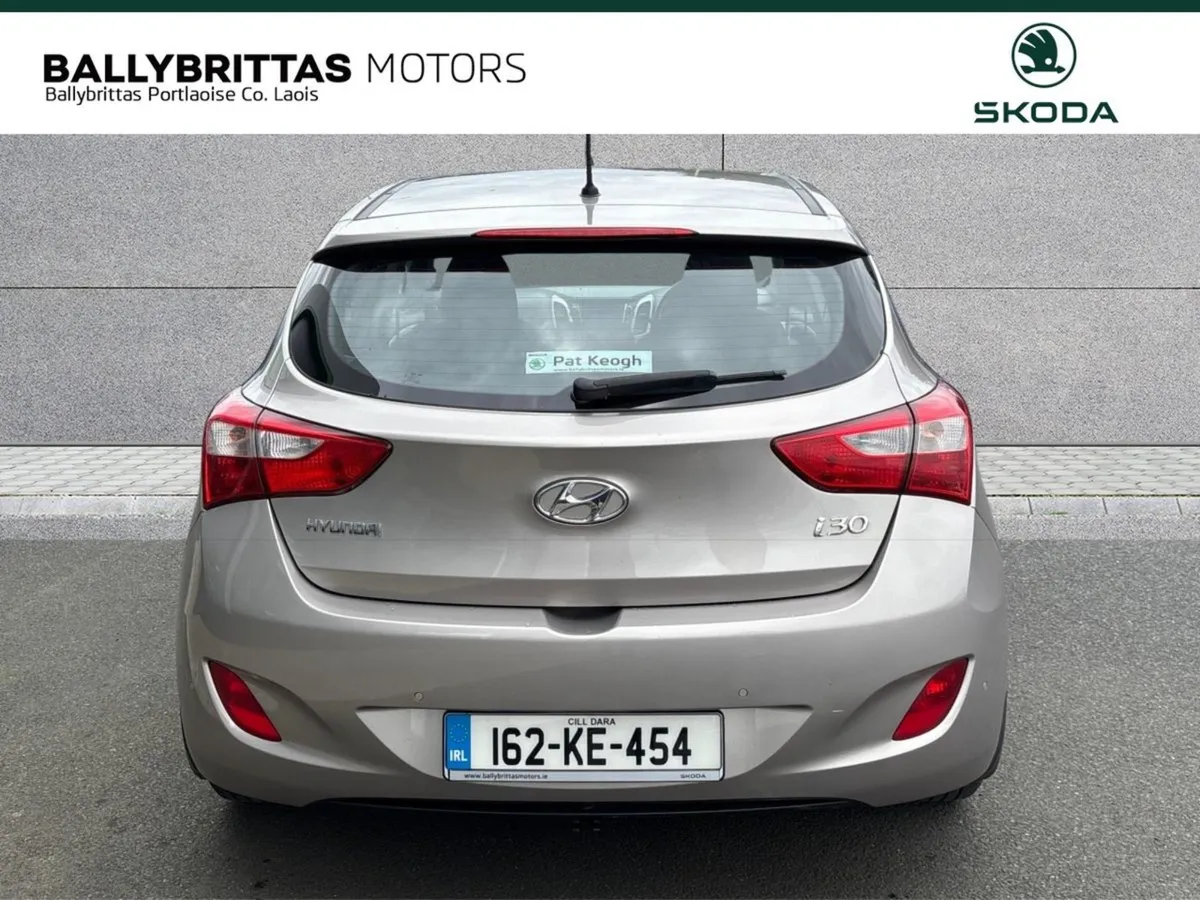 Hyundai i30 1.6 Diesel Deluxe - Image 4