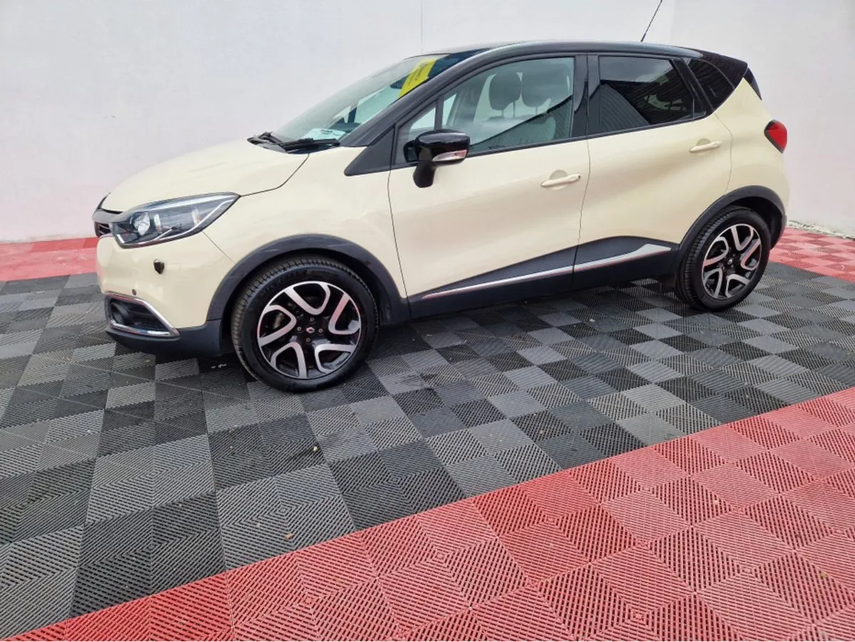 Renault Captur Dynamique 1.2 Petrol Automatic 5DR - Image 3