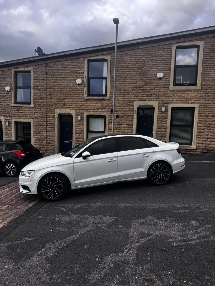 Audi A3 2016 - Image 1