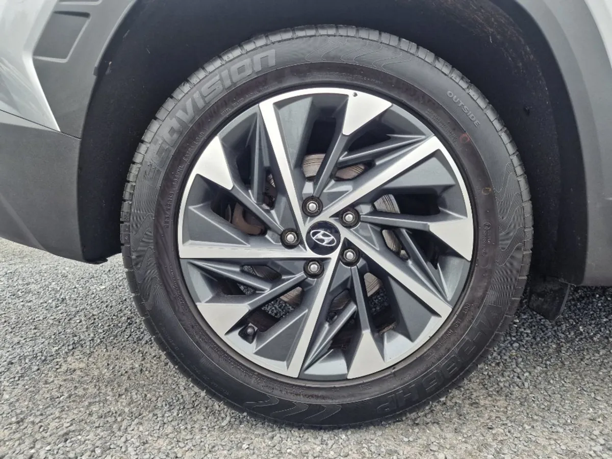 Hyundai Tucson Executive 1.6d 2WD 5DR - Image 4