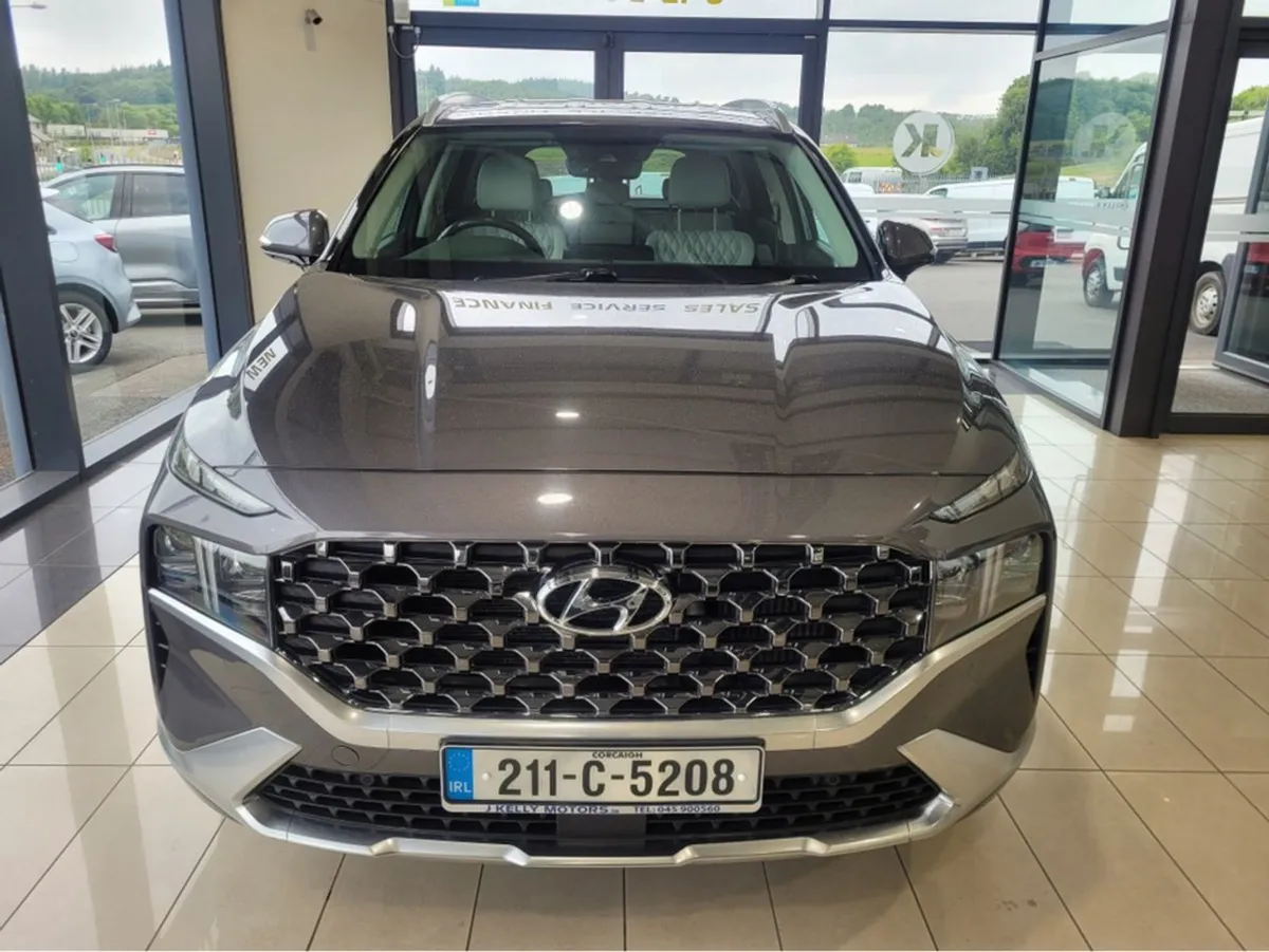 Hyundai Santa Fe Executive Plus Auto 5DR - Image 3