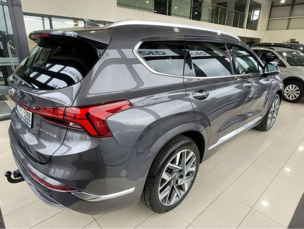 Hyundai Santa Fe Executive Plus Auto 5DR - Image 4