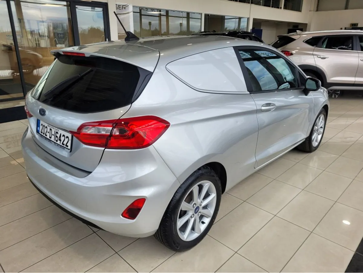 Ford Fiesta 1.5 TD M6 2DR - Image 3