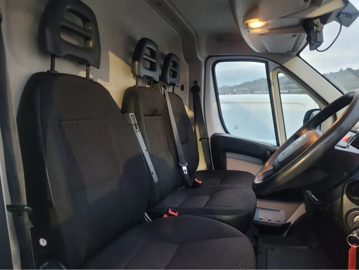 Citroen Relay 30 HDI 110 L1 H1 3DR - Image 2