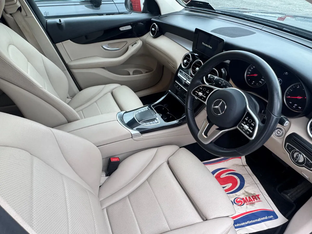 Mercedes-Benz GLC 2021 - Image 2