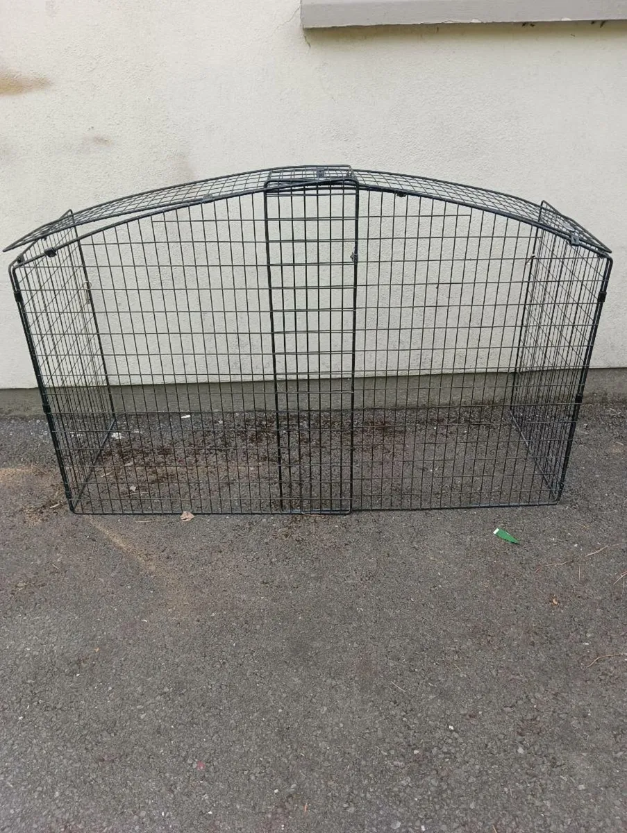 Fireguard like new - Image 2