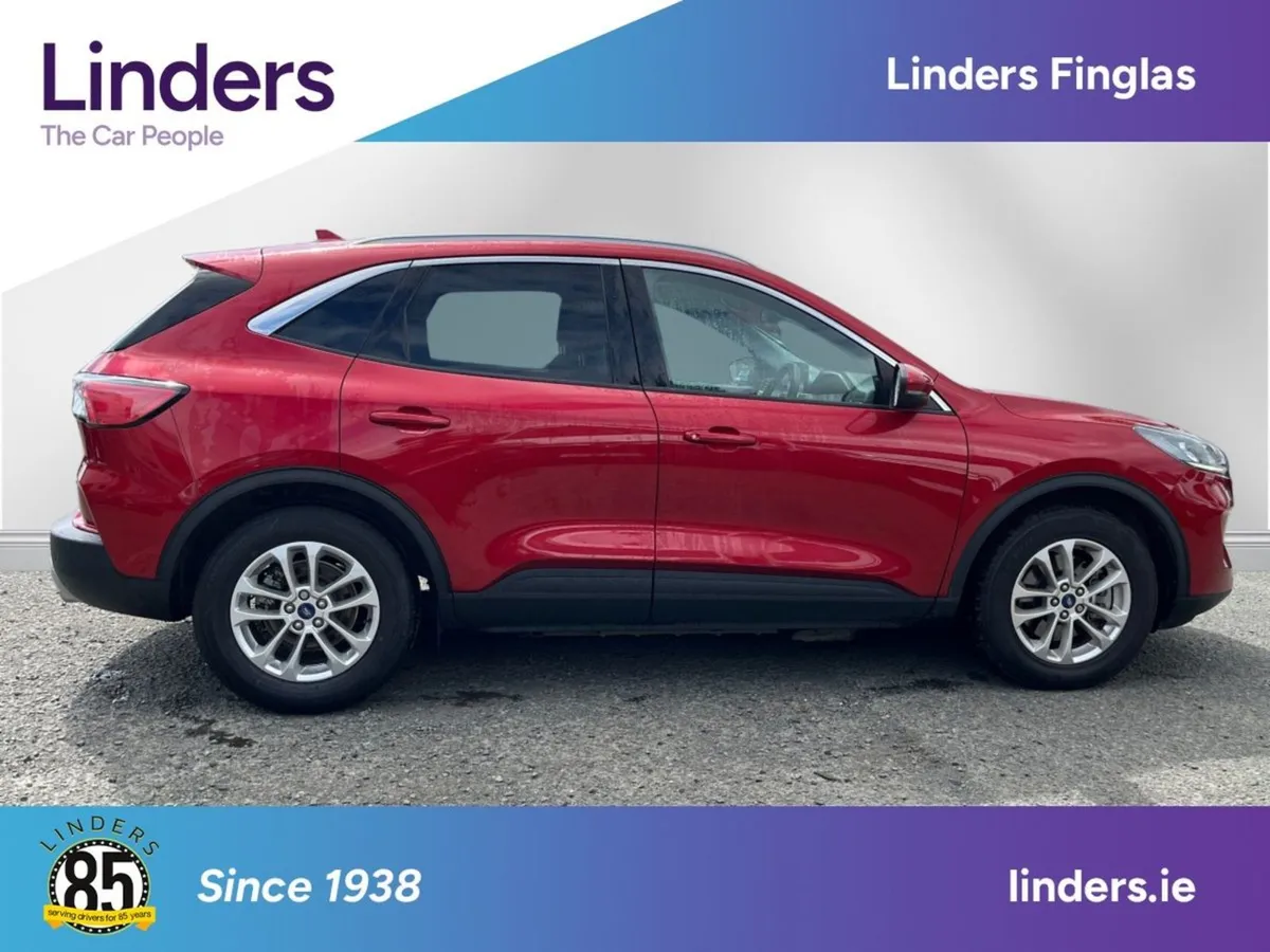 Ford Kuga Petrol Hybrid Titanium 190PS Automatic - Image 4
