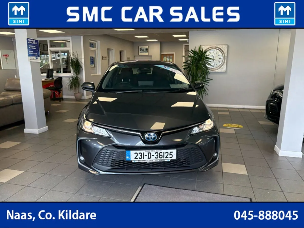 Toyota Corolla Luna Saloon 4DR Auto - Image 3
