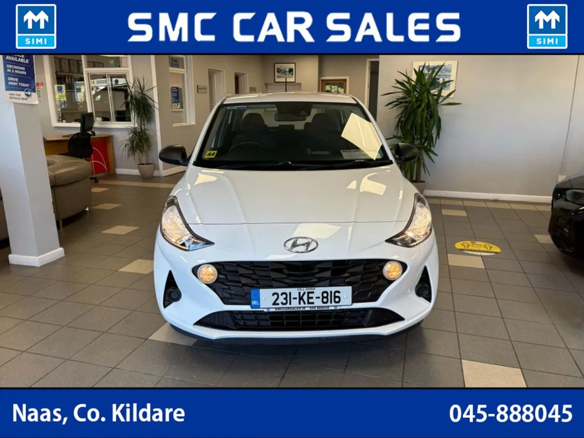 Hyundai i10 Classic 5DR - Image 3