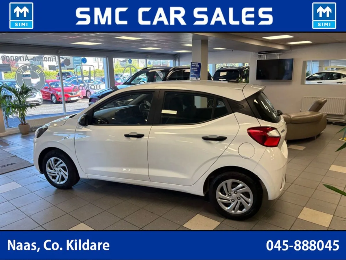 Hyundai i10 Classic 5DR - Image 4