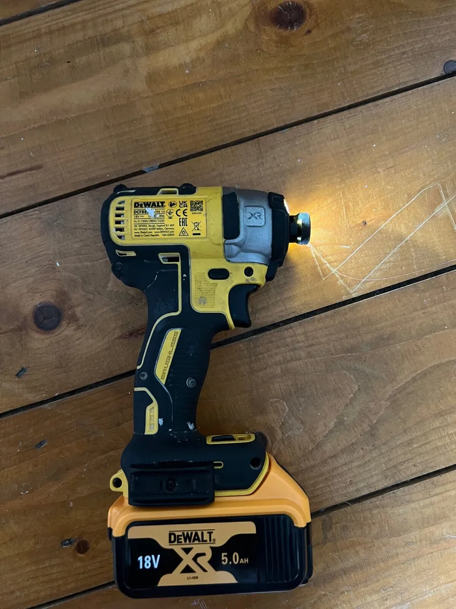 Dewalt - Image 1