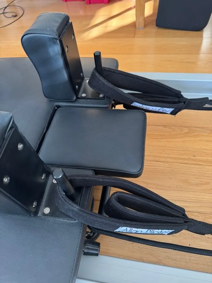 Pilates Foldable Home Reformer - Image 3