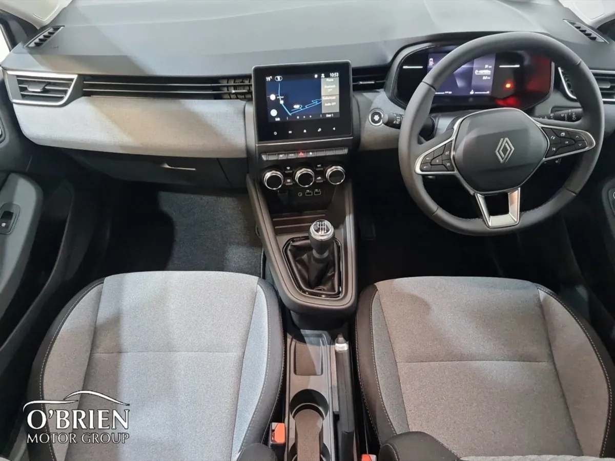 Renault Clio TCe 90 Dfull Evolution - Image 2