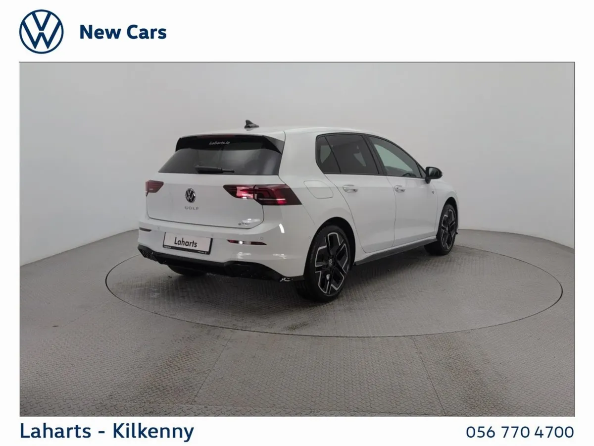 Volkswagen Golf R-line 1.5tsi 5DR 116HP Mhev - Image 4
