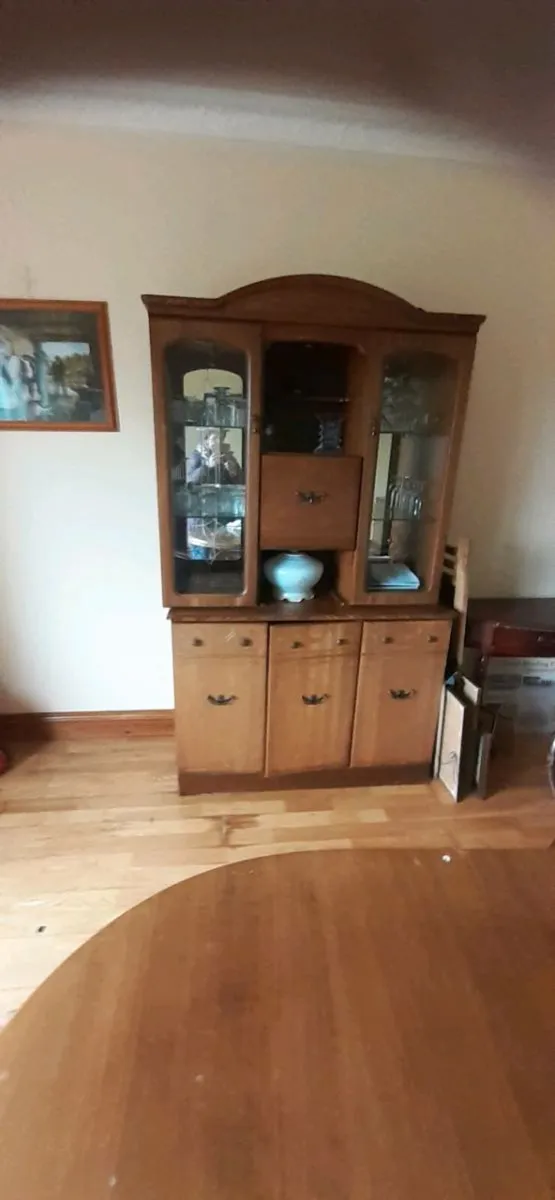 Cabinet - Image 2