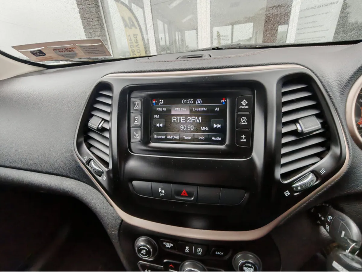 JEEP CHEROKEE 2.0 DSL LONGITUDE FWD 140HP 5DR - Image 4