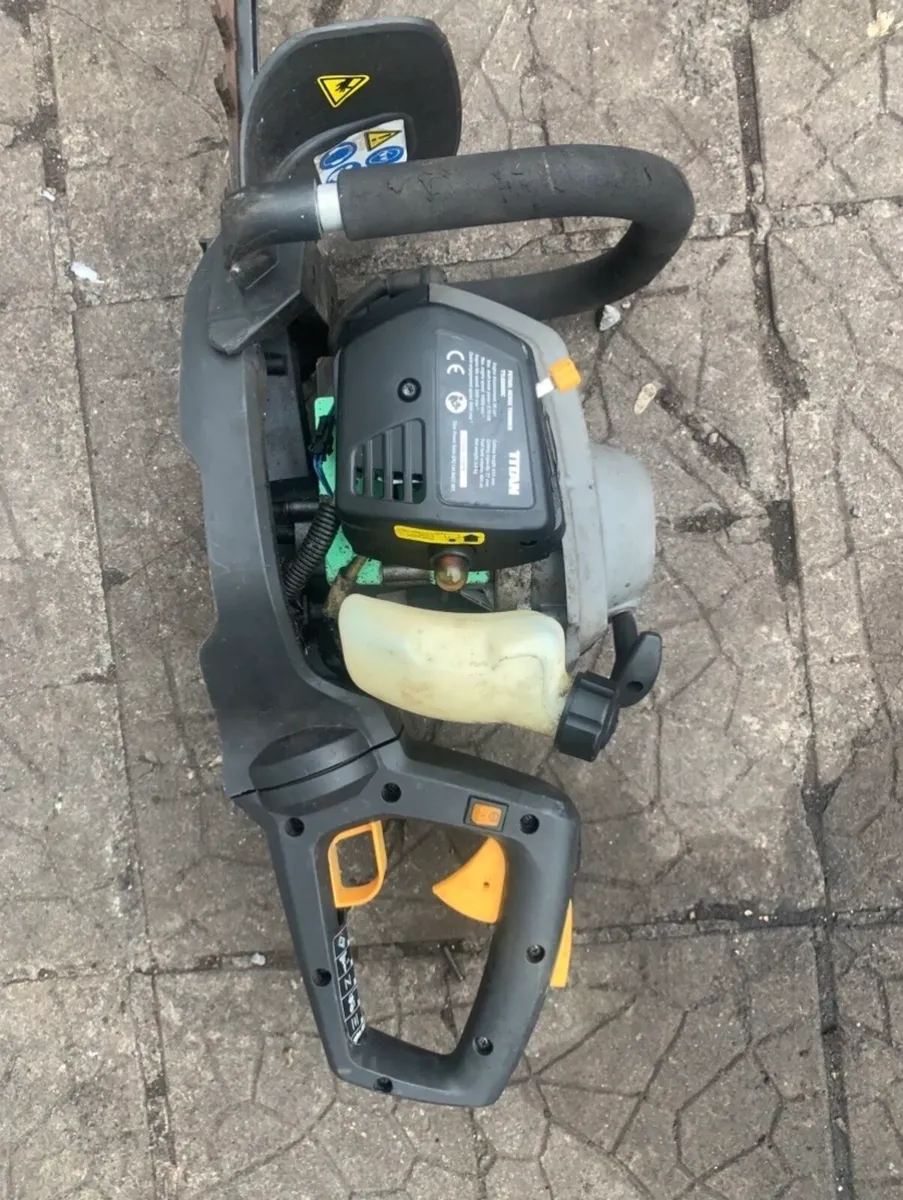 Titan Hedge Trimmer - Image 3