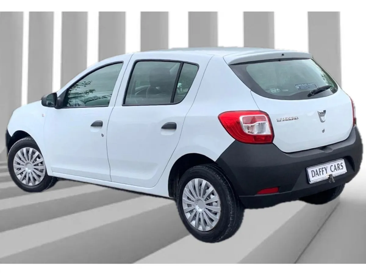 Dacia Sandero 1.2 16V Access 75bhp 5 5DR - Image 3
