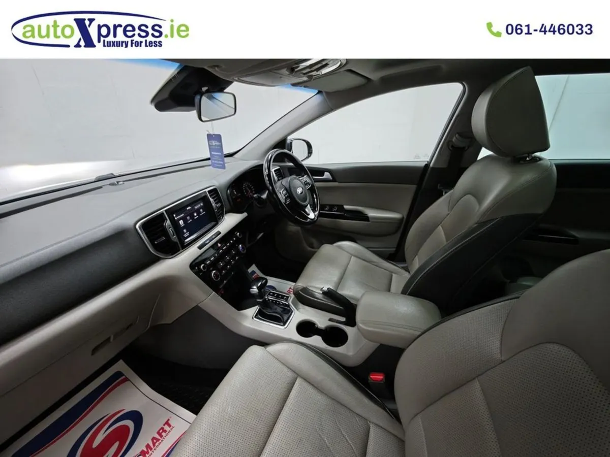 Kia Sportage 1.7 DCT Automatic  Panoramic Roof  R - Image 2